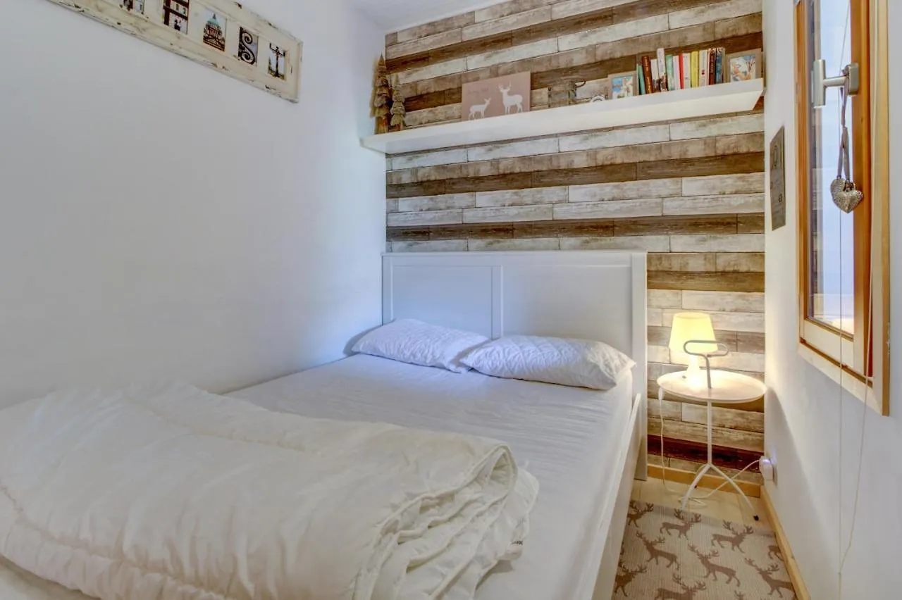 Morzine 1000 Apartment 0*,  France